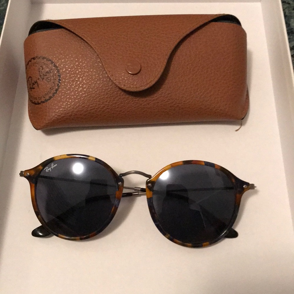 Ray Ban Tortoise Sunglasses - Picture 1 of 5